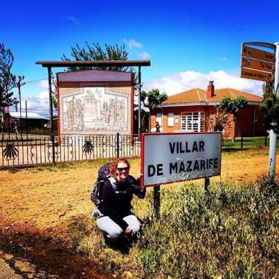 Kassidy Arriving at Villar de Mazarife